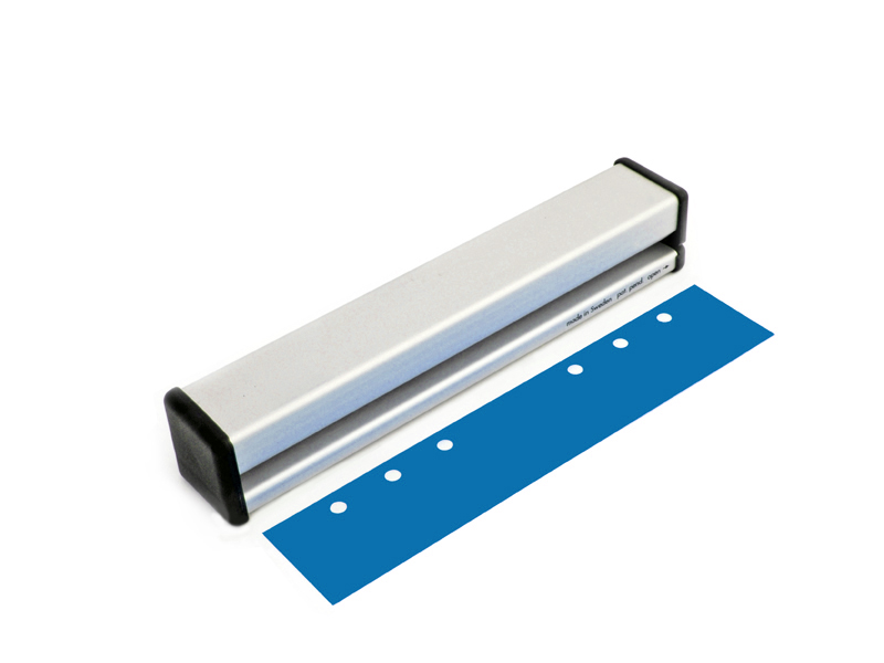 lo_06_70_210a_blau 6-fach Locher aus Aluminium für Ringabstand 19-19-70-19-19